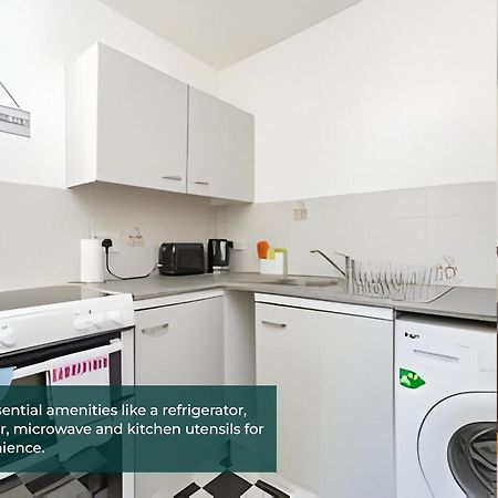 Clarence Suite 1 Bedroom W Free Parking ชาแธม ภายนอก รูปภาพ