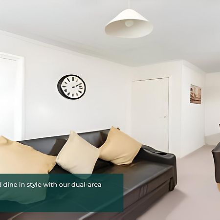 Clarence Suite 1 Bedroom W Free Parking ชาแธม ภายนอก รูปภาพ